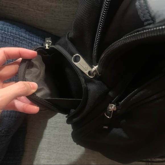 Backpack - Picture 7 of 9